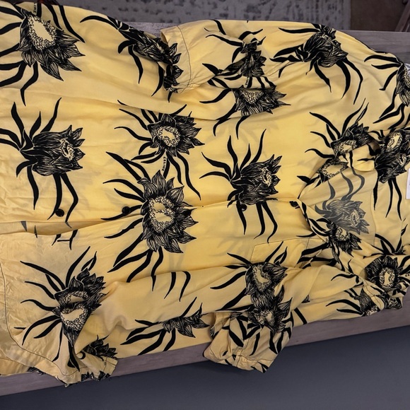 Celine Yellow and Black Floral Men's Shirt - Picture 2 of 9